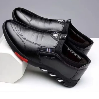 Casual Sapatos de Couro de Moda masculina de Confortáveis Sapatos de Plataforma ao ar livre Leve Deslizar sobre Sapatos masculinos Homens de Calçados de Couro